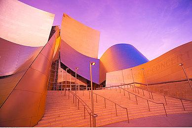 NS《深夏时光！ 二十世纪的暑假》介绍丰富暑假时光的各种事件！